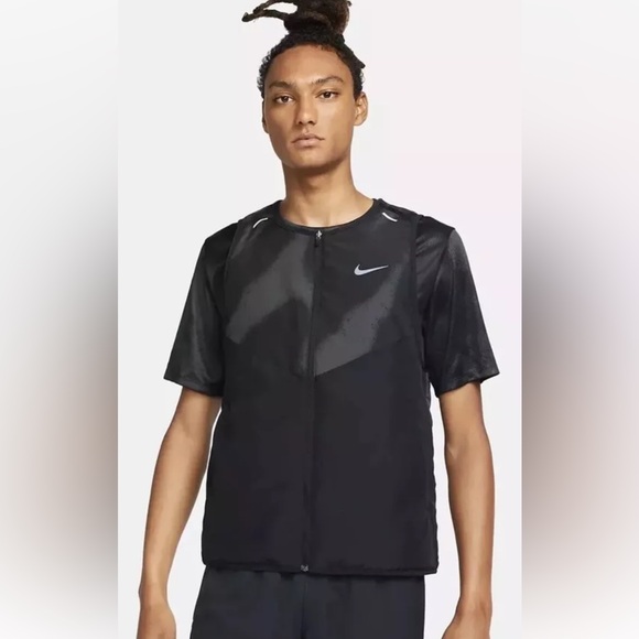 Nike Aero Layer Wild Run Reversible Repel Running Vest Men’s Sz L DD6207-010 NWT - Picture 1 of 7
